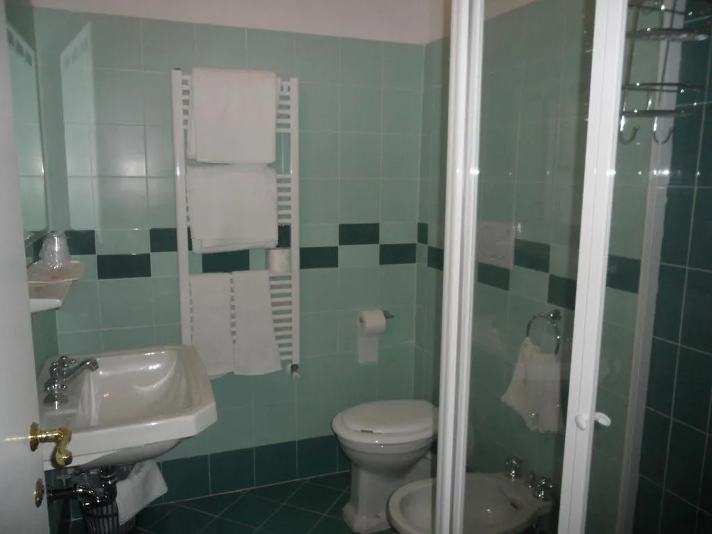 Albergo Giugni Prato  2*, Prato (Prato)