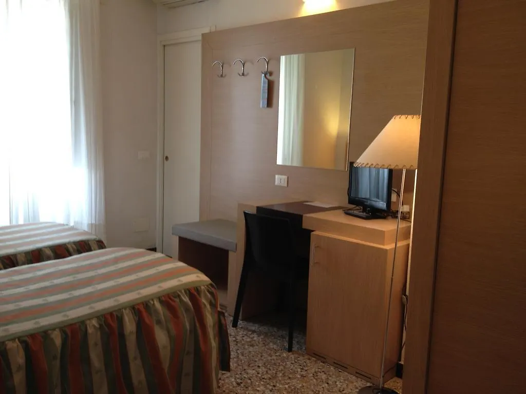 Albergo Giugni Prato  2*, Prato (Prato) Italien